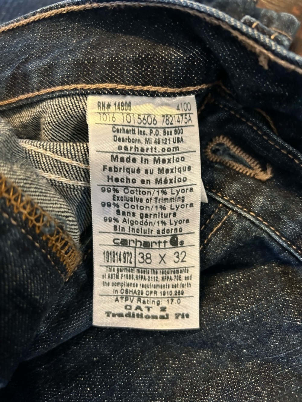 Carhartt Men's Medium Blue Flame Resistant Traditional Fit Denim Jeans - 38/32 - Picture 3 of 5